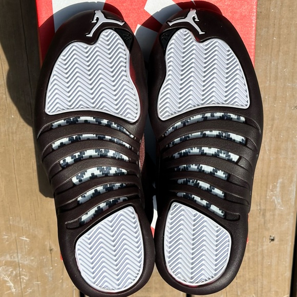 NEW Nike Air Jordan 12 Retro "A Ma Maniere" (Black / Burgundy Crush) - Picture 8 of 12